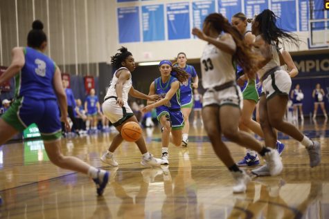 West Florida Argos guard Moriah Taylor (#4, center) passes the ball inside to guard Shania Johnson (#3, left) against the Delta State Lady Statesmen at the UWF Field House on Jan. 19, 2023.
[Photo Credit: Morgan Givens]
