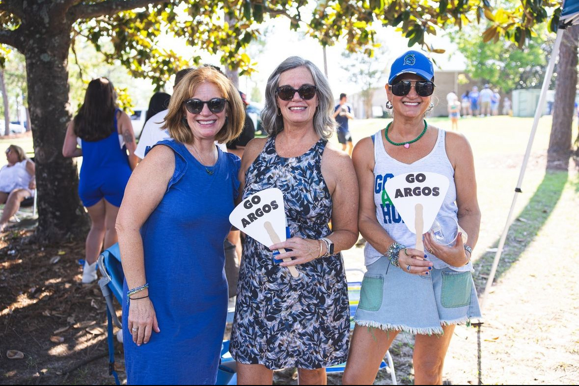 University of West Florida Hosts Annual Parents Weekend Tailgate